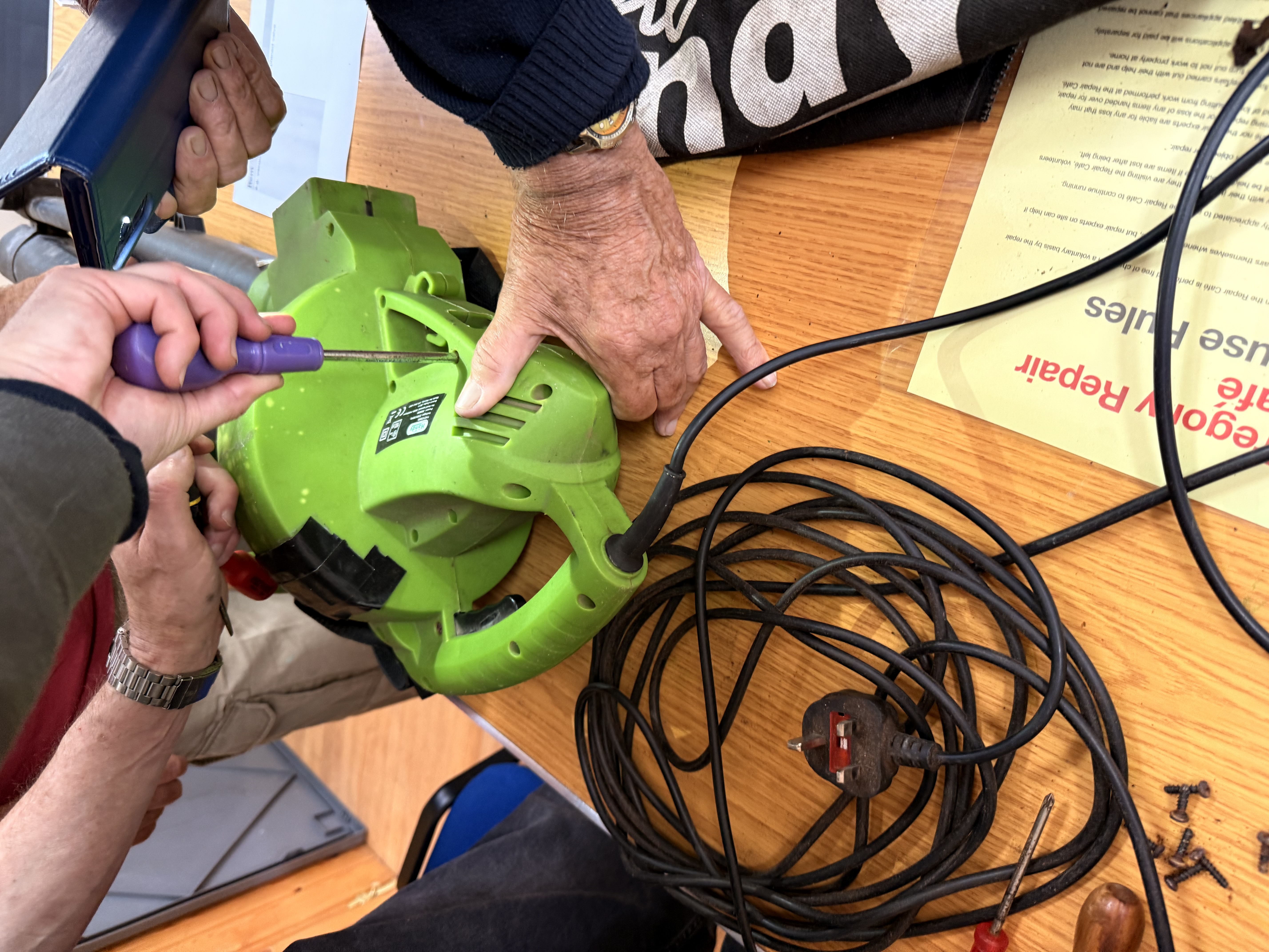 Leaf blower fixed