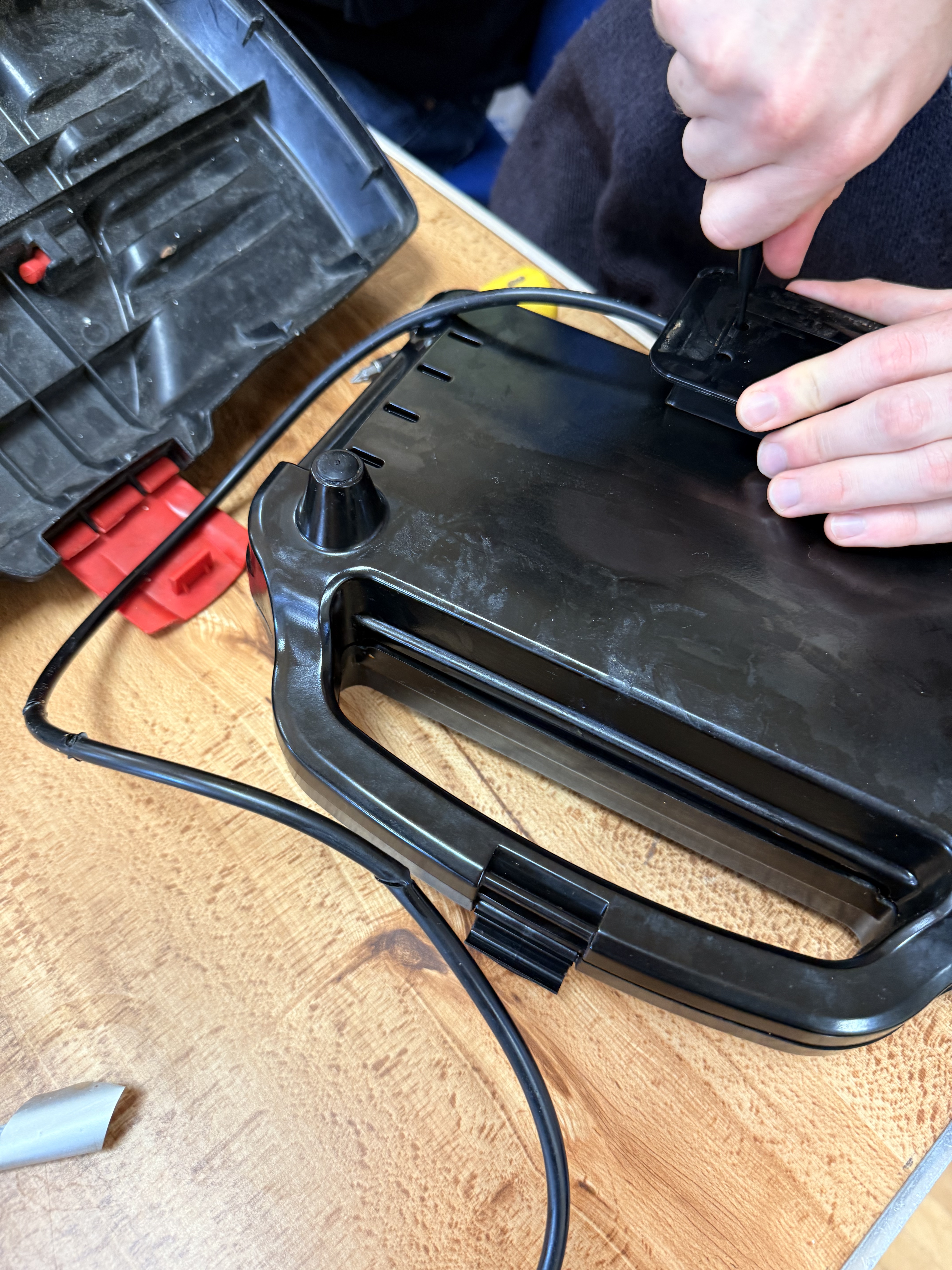 Sandwich toaster repair